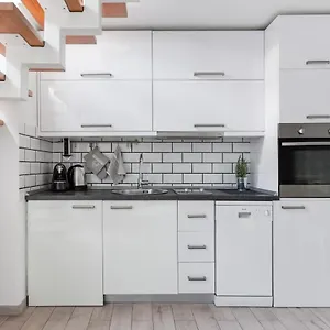 https://apartments-hugo.splithotels.org